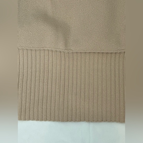 CROPPED TANK WOMEN’S LIMITED COLLECTION - Picture 3 of 6